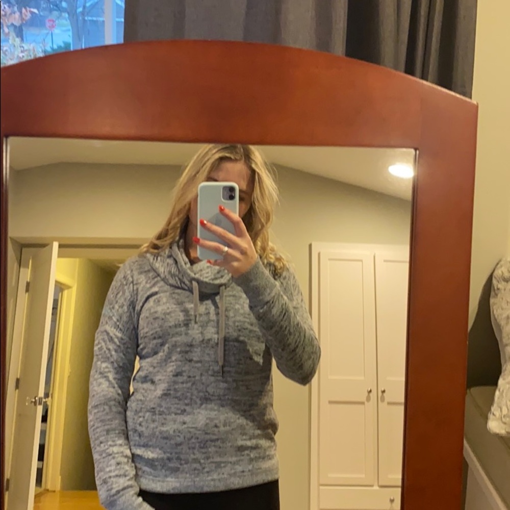High neck grey speck athleta hoodie
